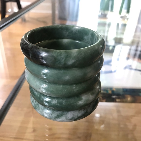 Genuine Jade bangle - Picture 9 of 14